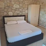 Klejdi's Apartman *